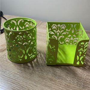Lime Green Post It Holder and Pen Holder
